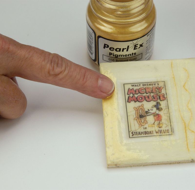 PEARL EX Powdered Pigment - JACQUARD SOLAR GOLD 691 (14g)