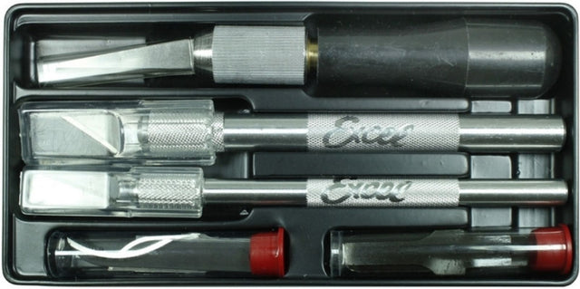 Professional set featuring 3 precision knives and 13 versatile blades for culinary and artistic excellence.