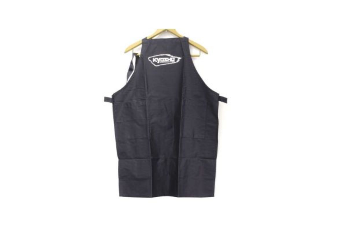 Kyosho black apron with adjustable neck strap and pockets, perfect for chefs and home cooks to stay clean while cooking.