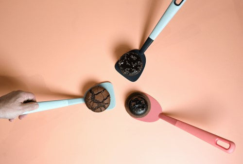 eKu Upcycle Slotted Turner - Salmon