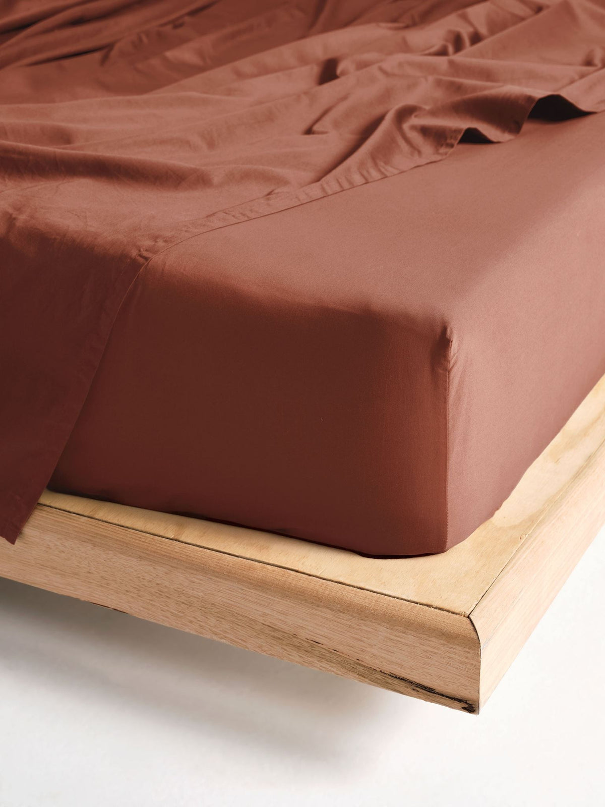Fitted Sheet - 500 Thread Count Cotton Sateen Augusta Brick 50cm - Queen