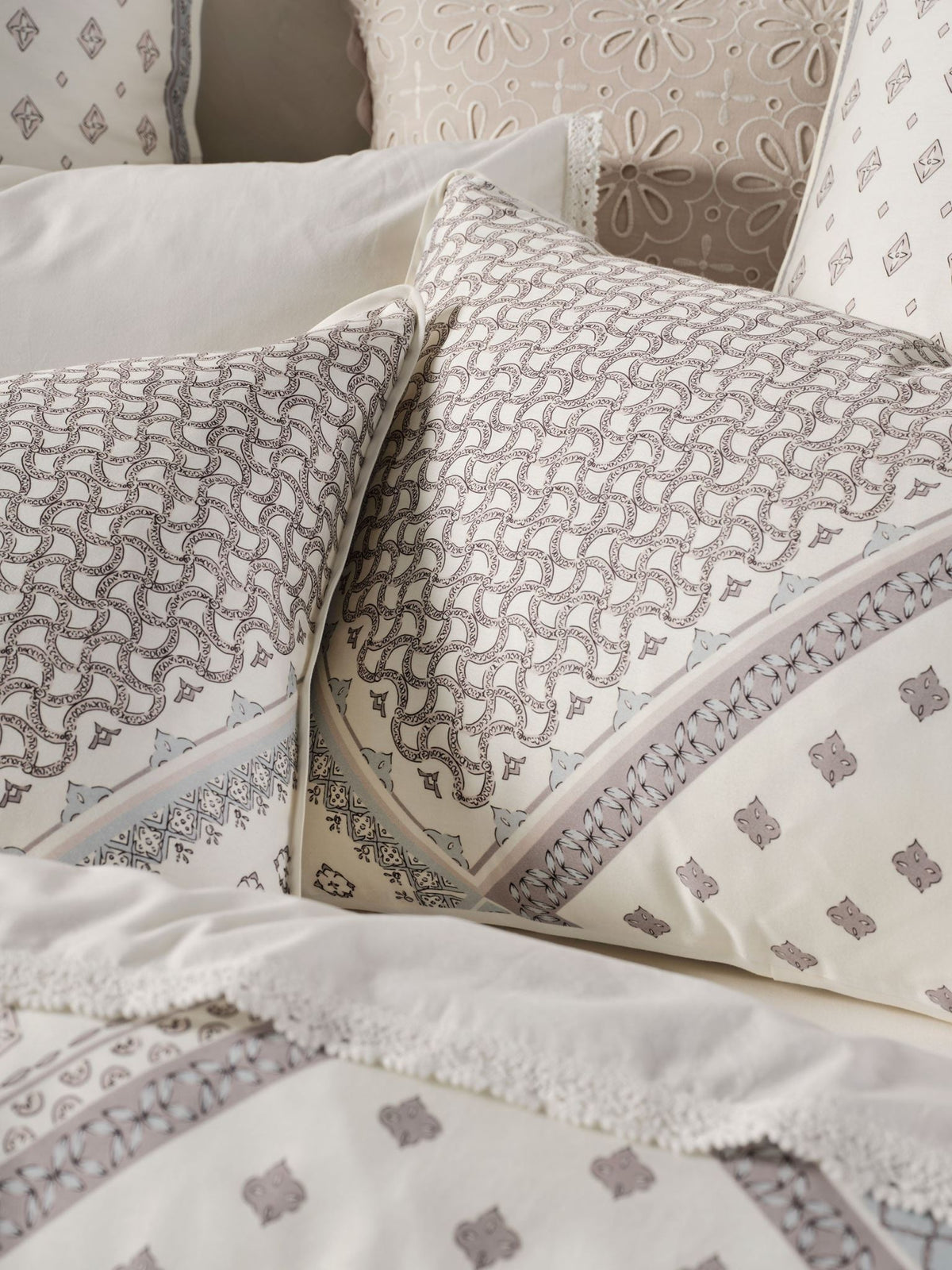 Quilt Cover Set - Avene Linen House - Queen Blue