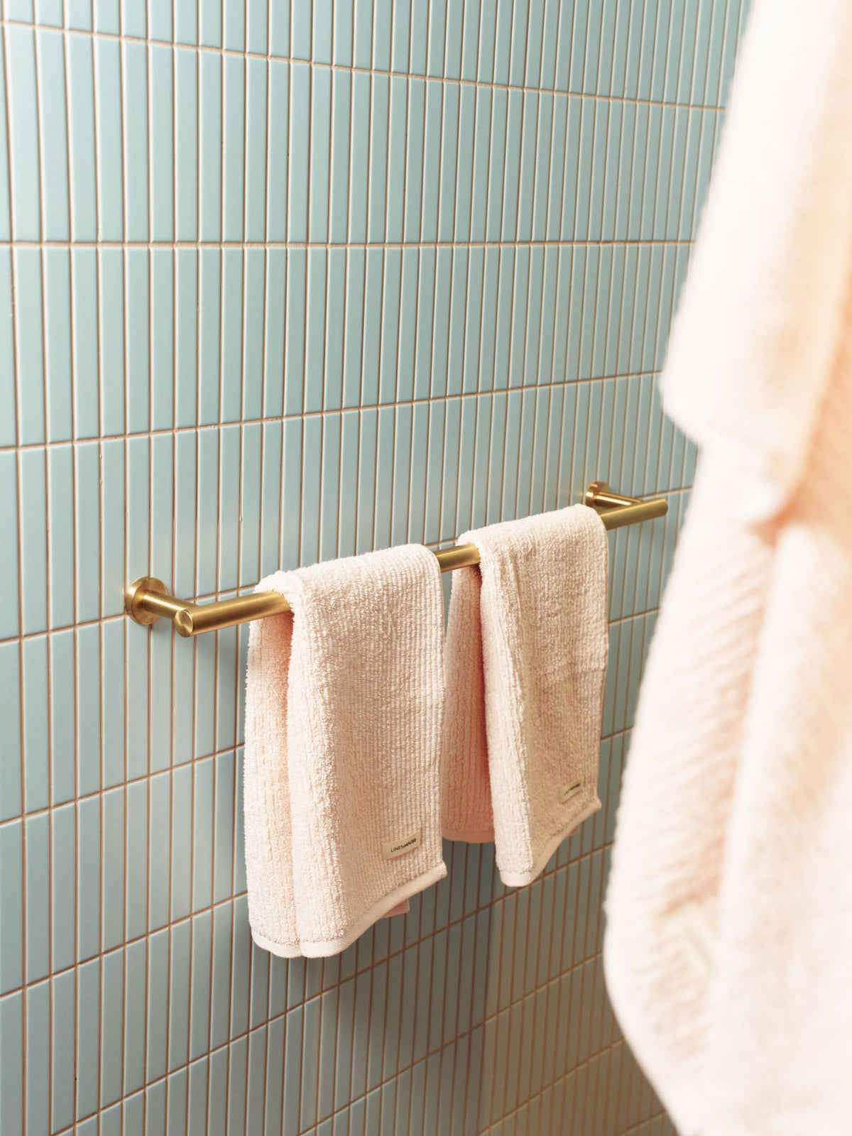 Bath Sheet - Reed Linen House - 82cm x 170cm Pink