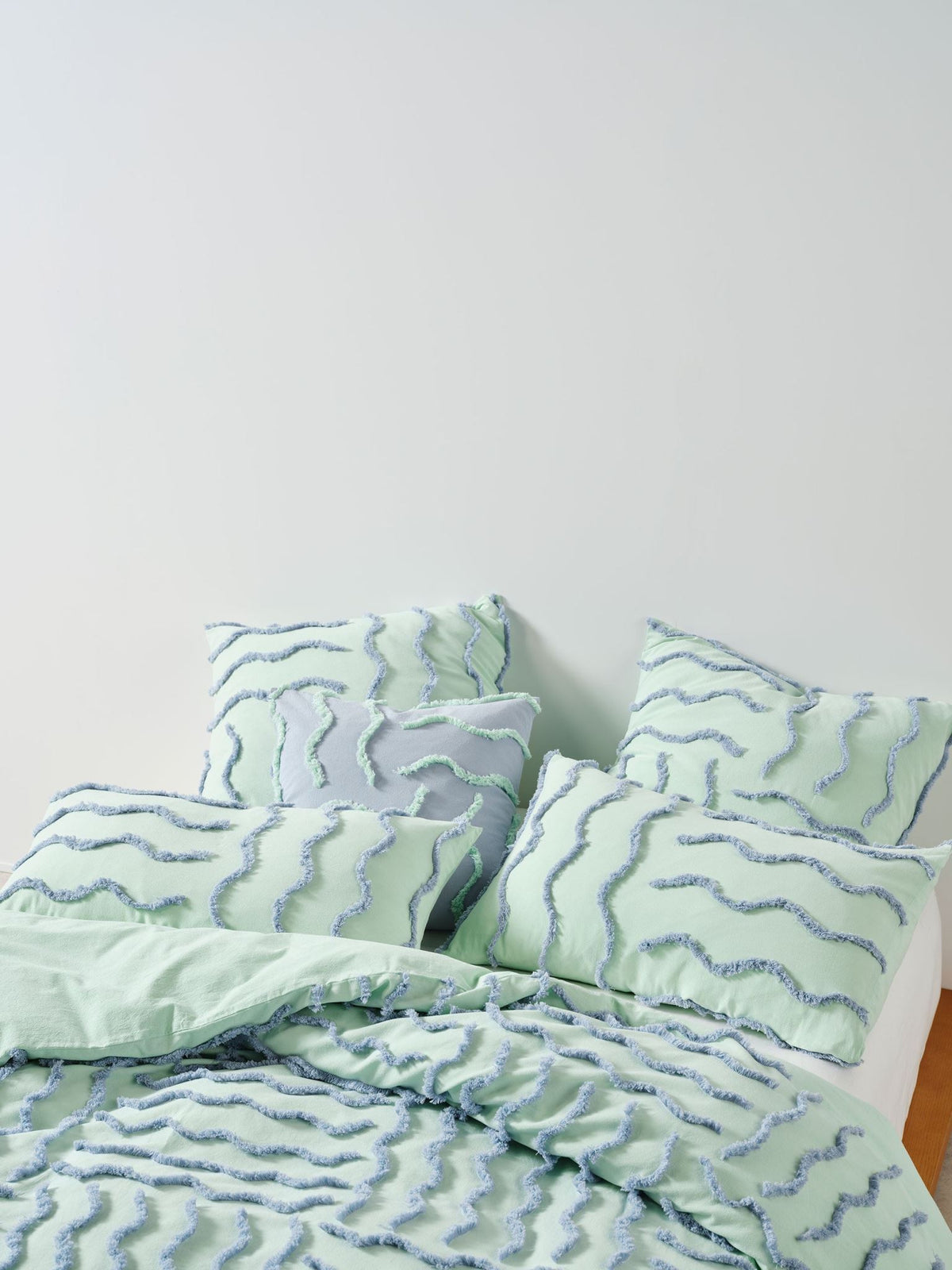 Quilt Cover Set - Metung Mint Linen House - Queen Green
