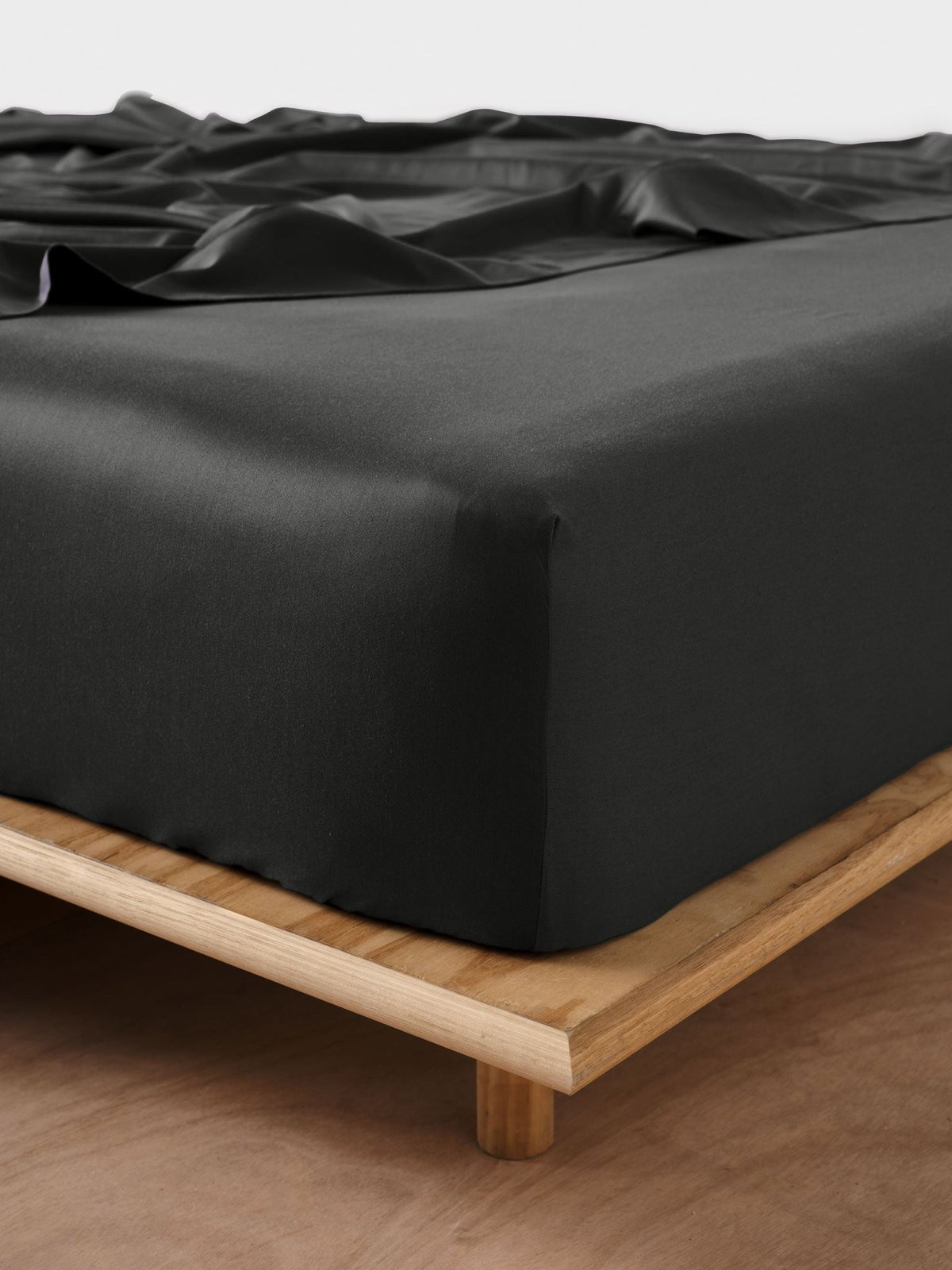 Fitted Sheet - 400 Thread Count Bamboo Cotton Nara Linen House - King Charcoal