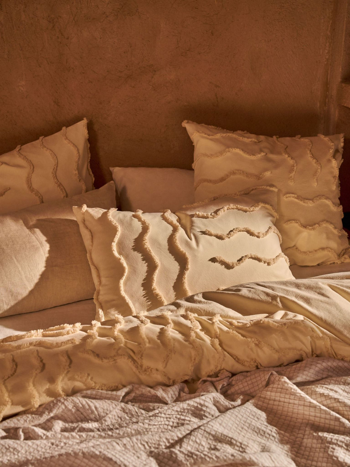 Quilt Cover Set - Metung Latte Linen House - Super King Natural
