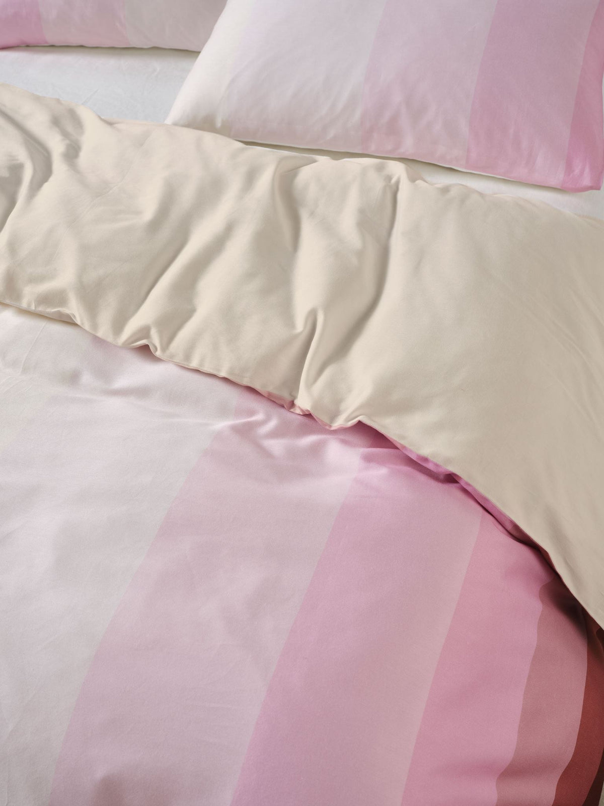 Quilt Cover Set - Sunrise Stripe Bubblegum Linen House - Double Pink