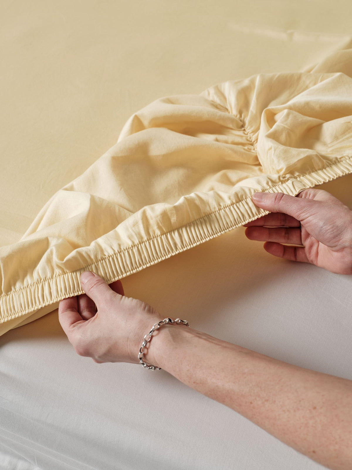 Sheet Set - Surf Wash Butter 400 Thread Count Linen House - Super King Yellow
