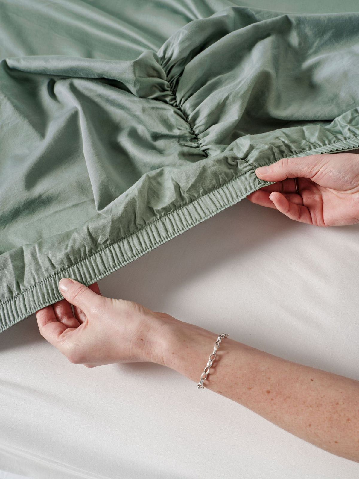 Sheet Set - Surf Wash Seafoam 400 Thread Count Linen House - King Single Green