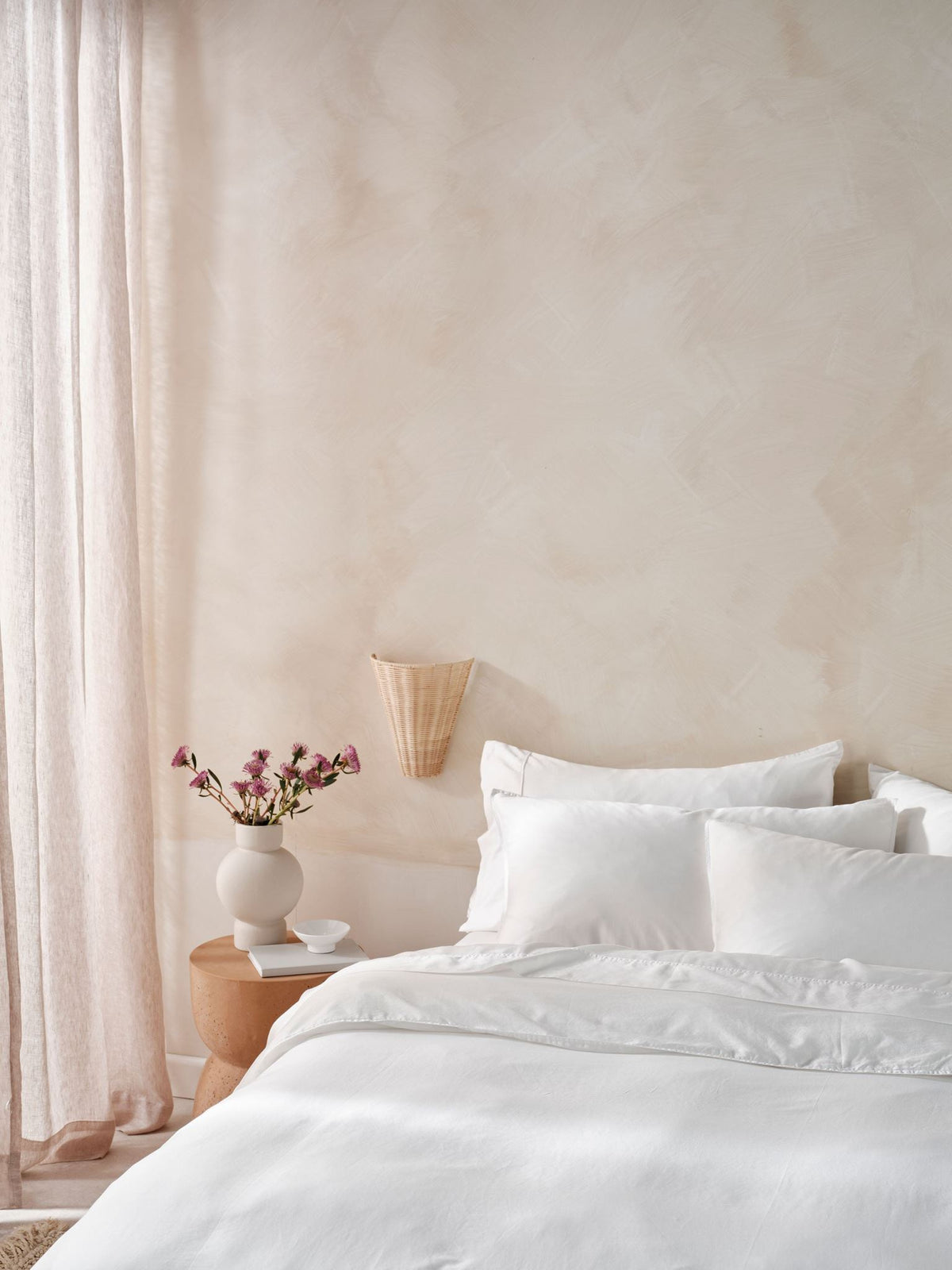 Quilt Cover Set - Surf Wash White 400 Thread Count Linen House - Queen