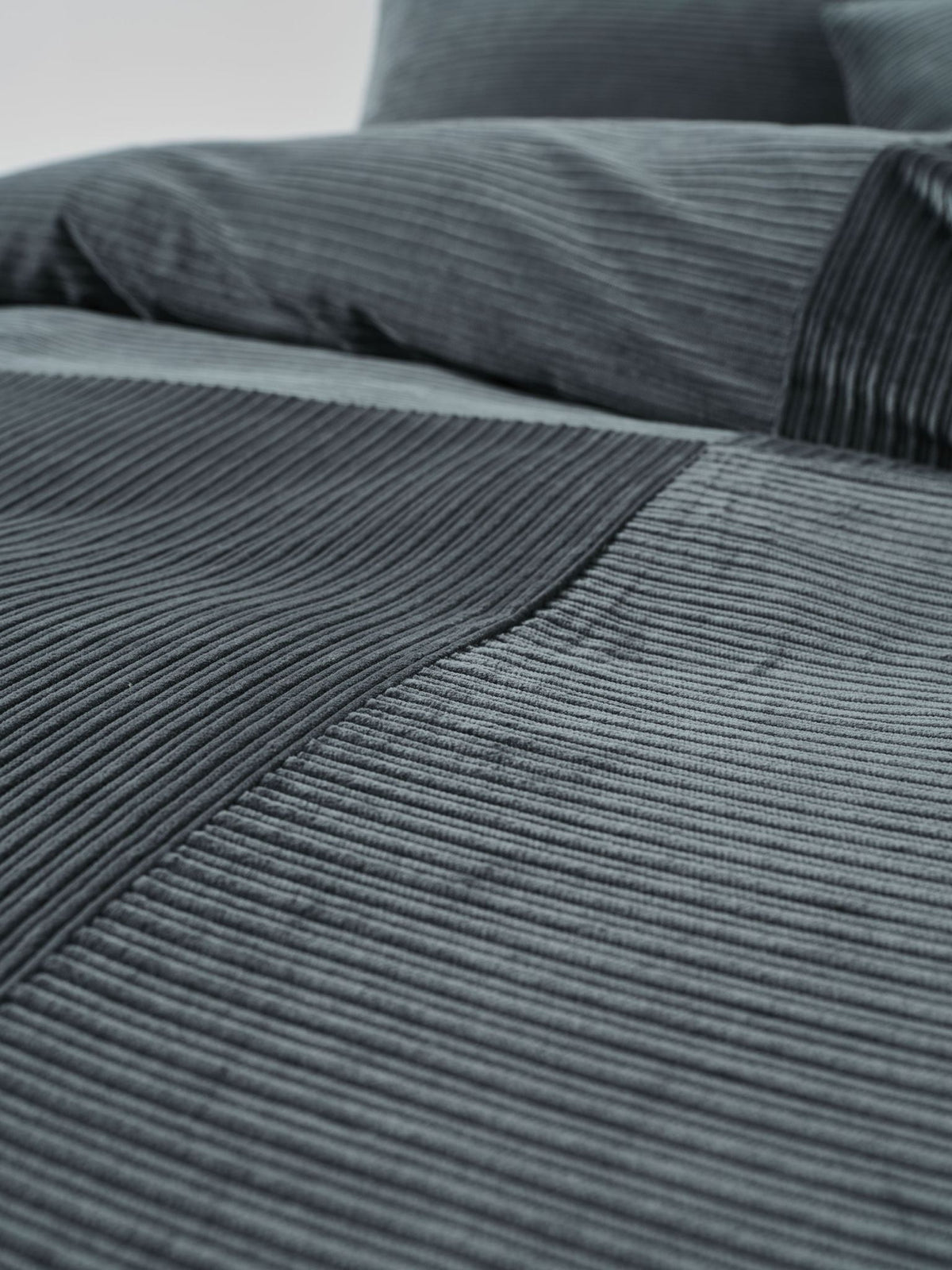 Quilt Cover Set - Tait Bluestone Linen House - Queen Blue