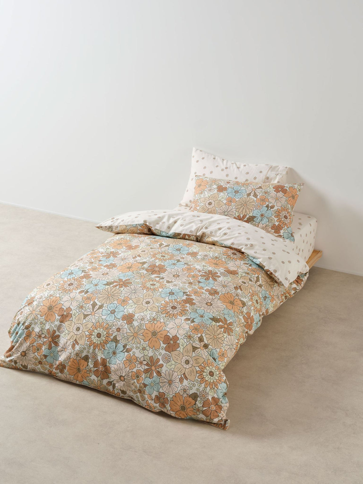 Quilt Cover Set - Flower Garden Linen House - Double Multi