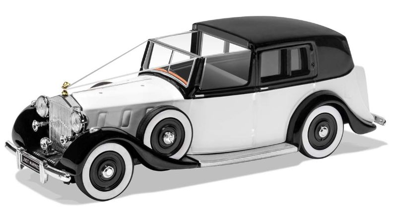 1/36 scale diecast model of a classic British wedding car, perfect keepsake for newlyweds or wedding decor.