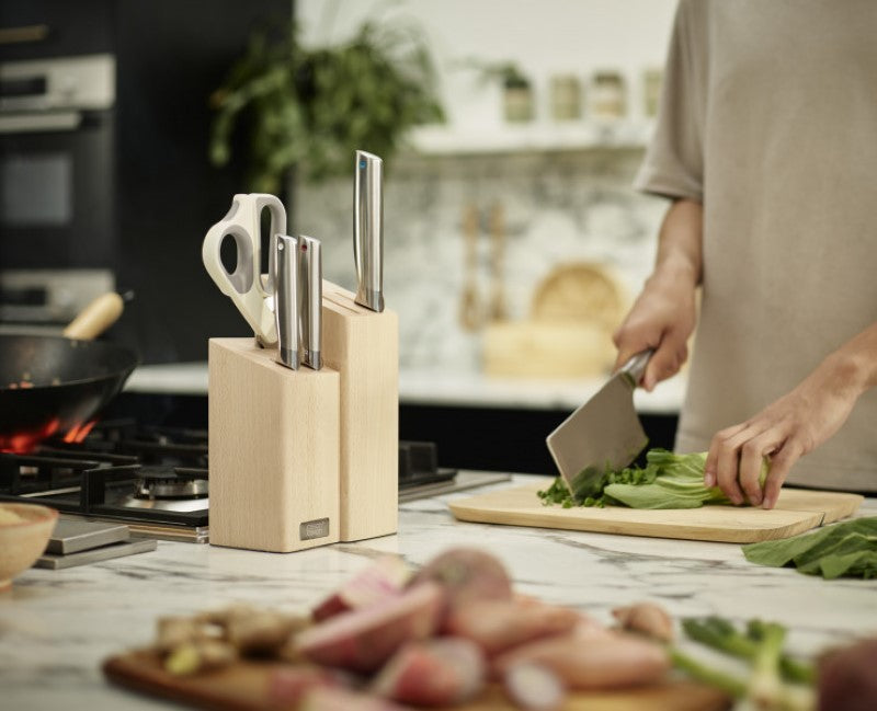 Joseph Joseph Elevate Fusion 5pc knife set with block, featuring Japanese stainless steel blades and ergonomic handles.