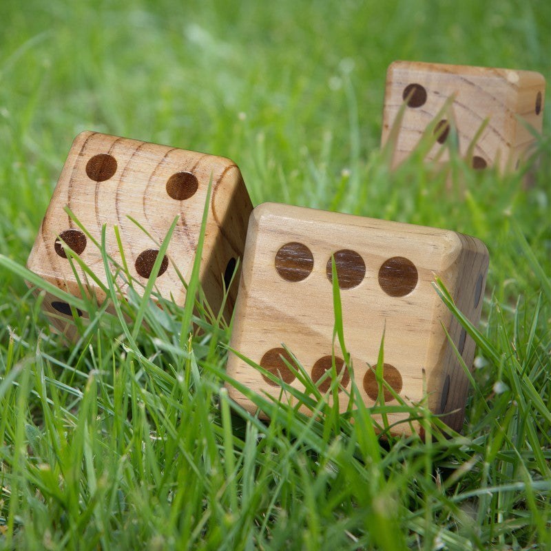 Yard Dice Game - Wooden (Natural)