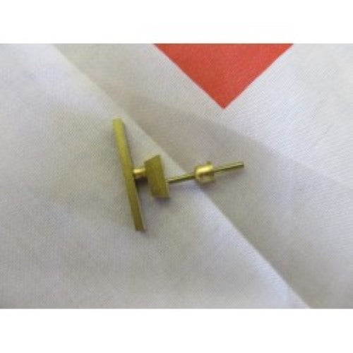 Compact 27x27mm marine radar receiver, enhancing navigation and safety for model boats.