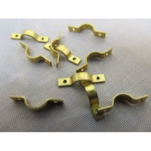 Premium 14mm mast fittings for model boats, ensuring durability, stability, and smooth rigging for optimal sailing performance.