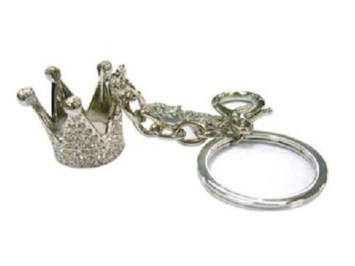 Elegant Silver Crown Keyring, a stylish accessory that combines royalty and practicality for key organization.
