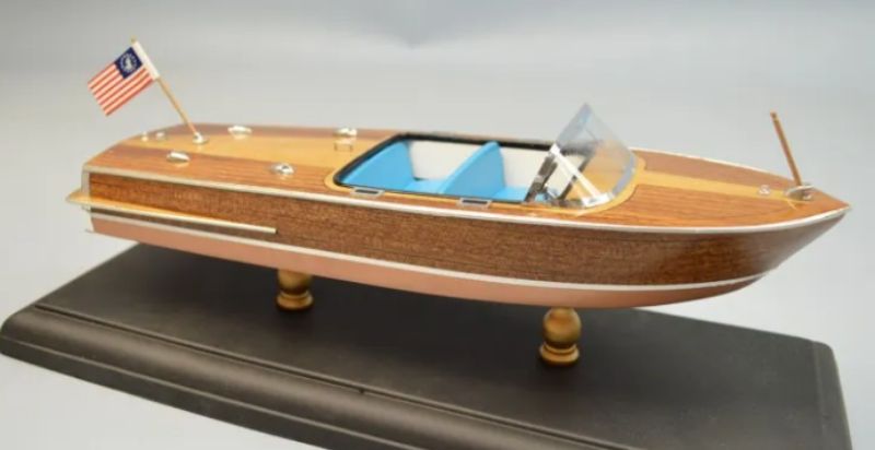 Wooden Ship Kit - 1/24 1956 Chris-Craft Capri