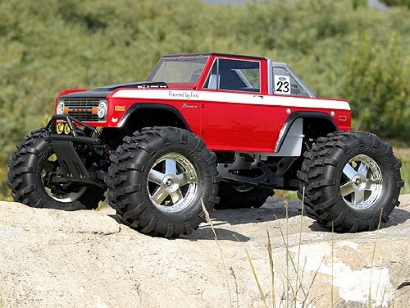 Radio control '73 Ford Bronco RC car with detailed exterior and robust design for off-road adventures.
