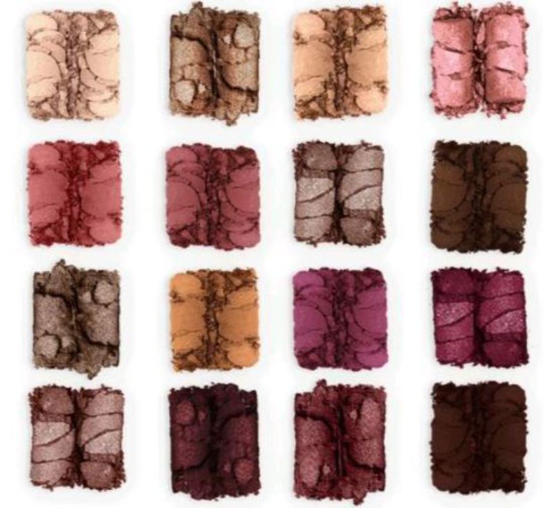 LA Girl PRO.Eyeshadow Palette - Mastery features 16 pigmented shades, including vibrant shimmers and bold mattes for versatile looks.