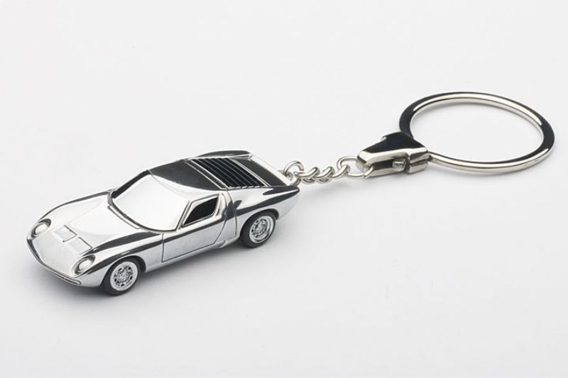 AUTOart 1/87 Lambo Miura SV keychain, a stylish and durable collectible, showcasing iconic Lamborghini design in aluminum.
