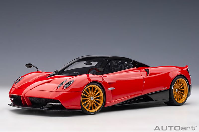 AUTOart Diecaset Car - 1/18 Pagani Huayra R/ster Red