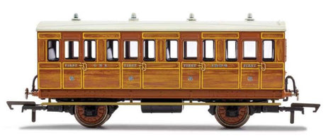 Hornby GNR 4WC 1st Class coach model with lights, ideal for collectors and railway enthusiasts.