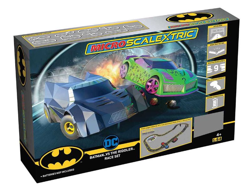 Exciting Slot Car set featuring Batman and Riddler with 3.5m track, 9 layouts, ramp, and lap counter for thrilling races.