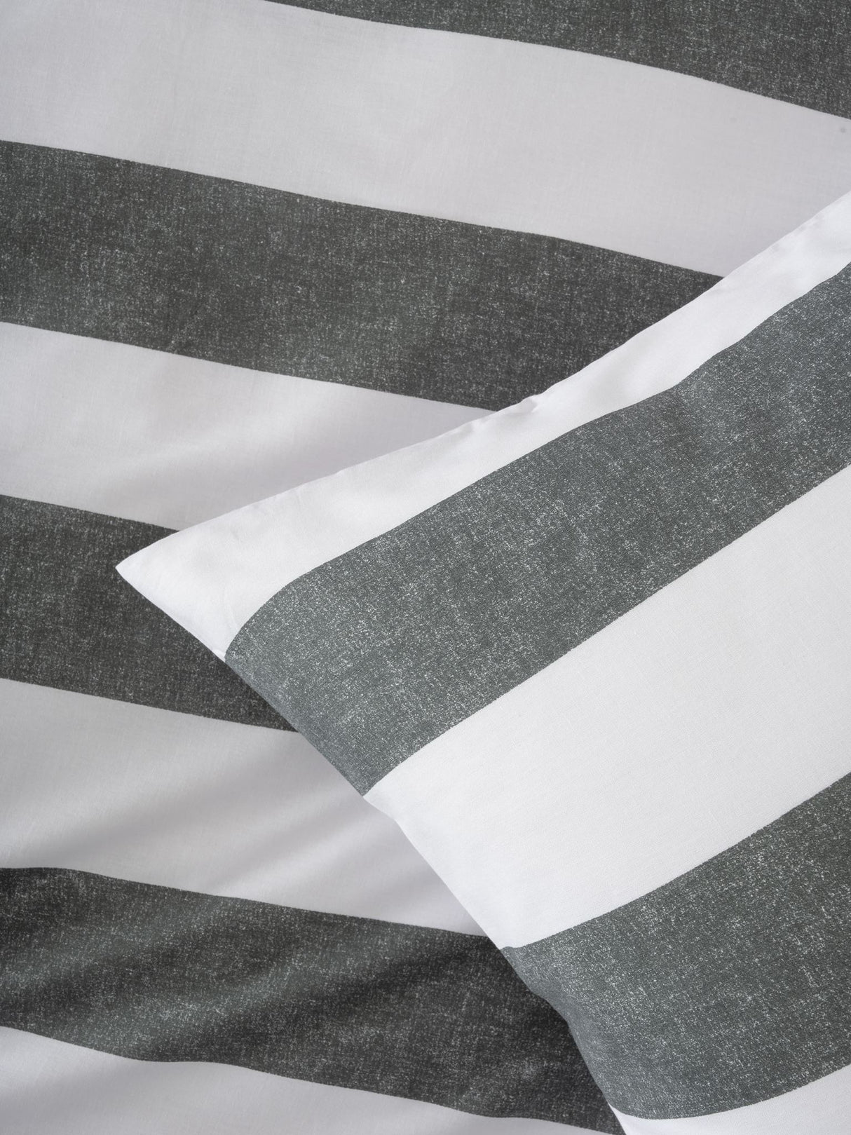 Sydney Duvet Cover Set by Nu Edition - Carbon - Double