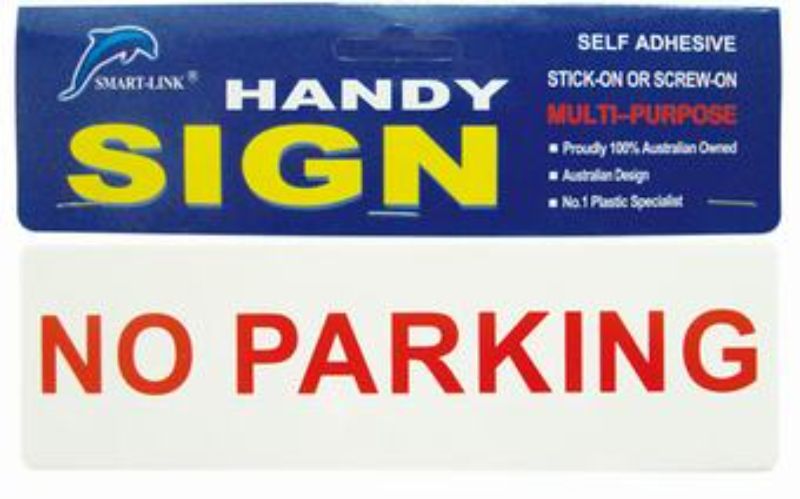 Plastic Sign - NO PARKING (Set of 12)