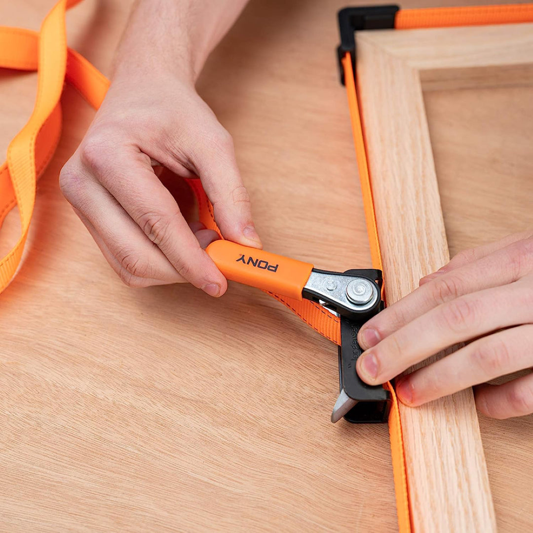 PONY JORGENSEN 5m Classic Band Clamp for versatile woodworking, features damage-free plastic jaws and ergonomic design.