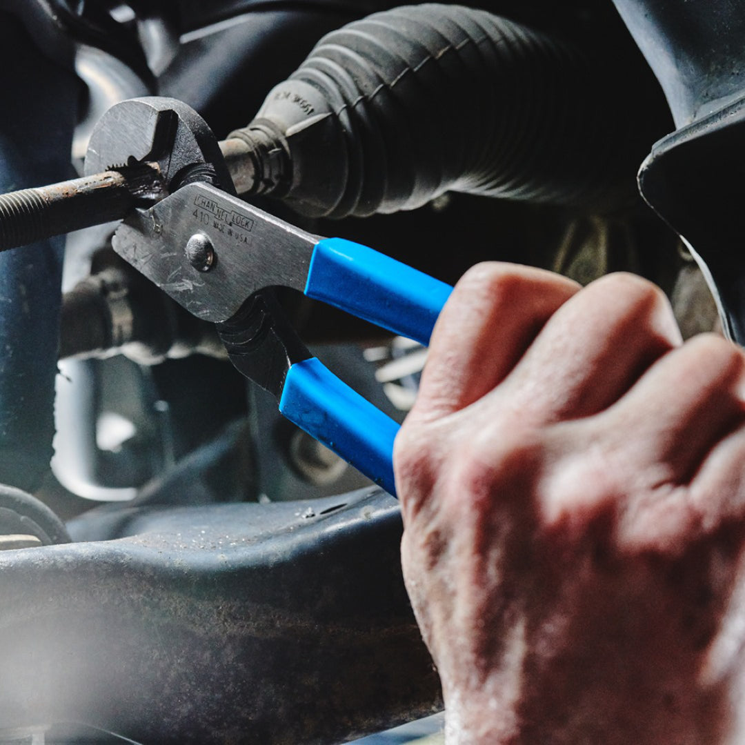 CHANNELLOCK 345mm Nutbuster® plier with parrot jaws for superior grip, forged steel, rust-resistant, and Safe-T-Stop feature.