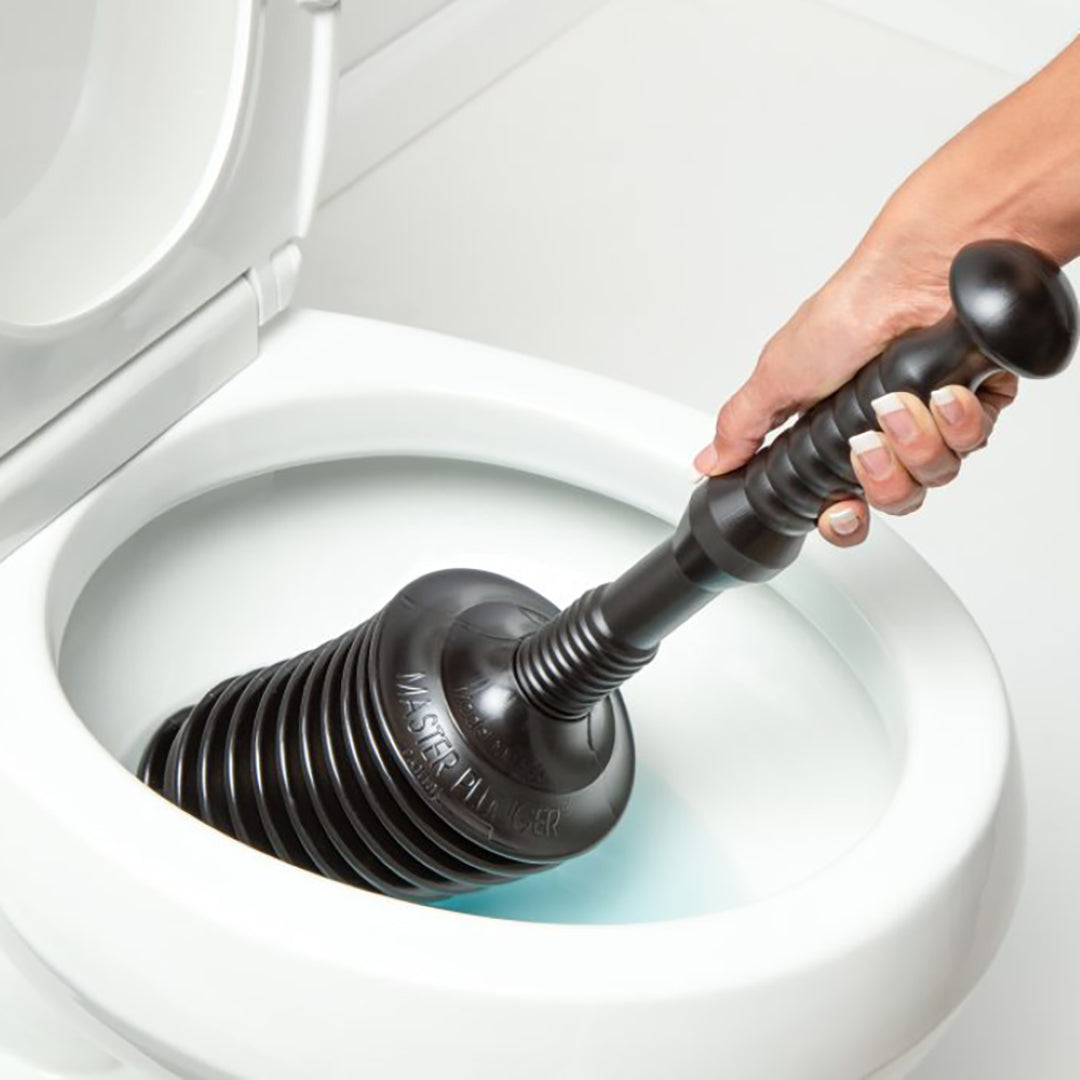DRAIN KING Master Plunger with large bellows for 8 cups of water displacement, designed for effective clog removal in tight spaces.