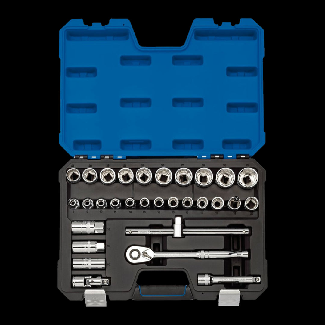 30-piece DRAPER metric socket set with chrome vanadium steel sockets, reversible ratchet, and durable storage case.