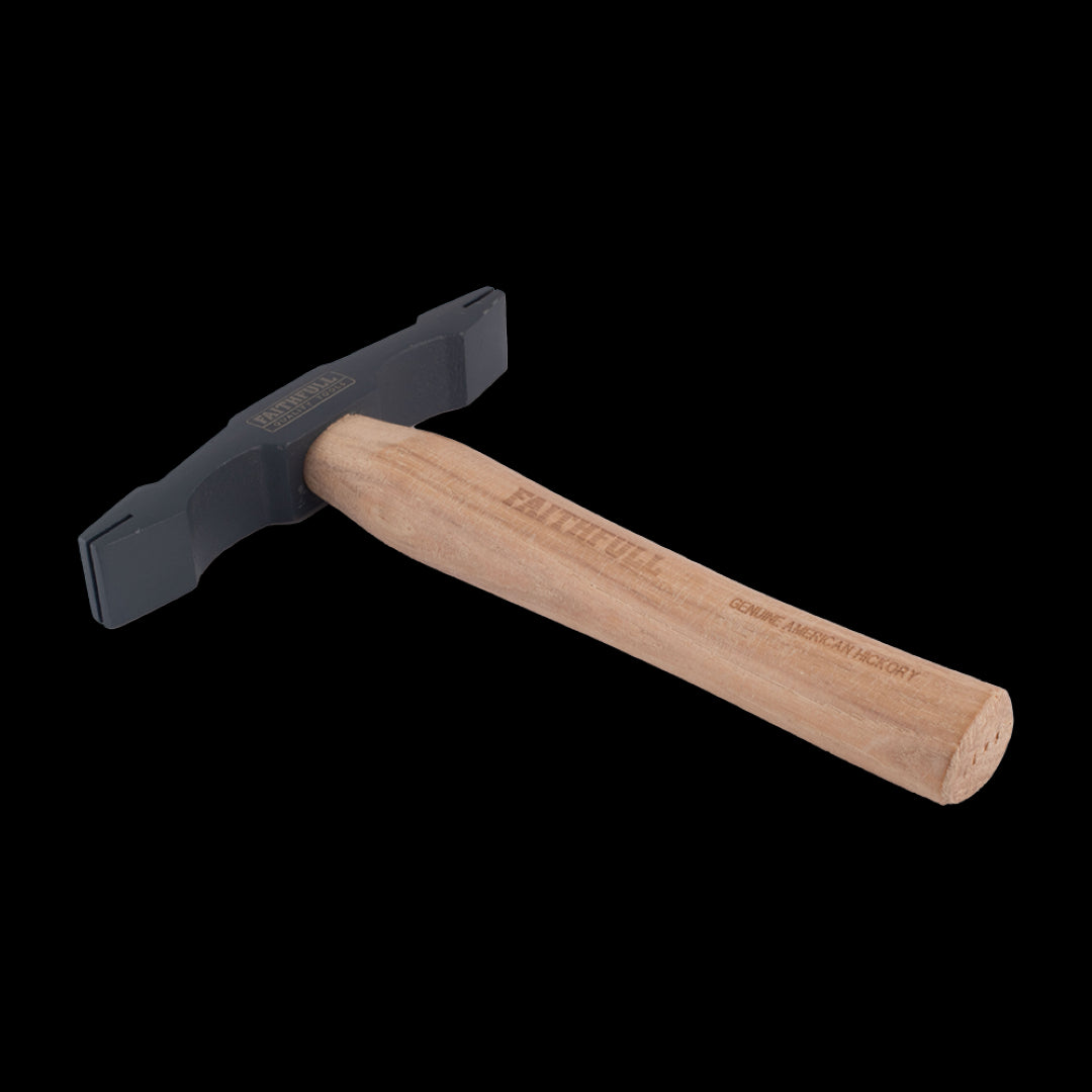 Faithfull Hickory Double Scutch Hammer with dual comb slots for masonry precision and durable hickory handle.