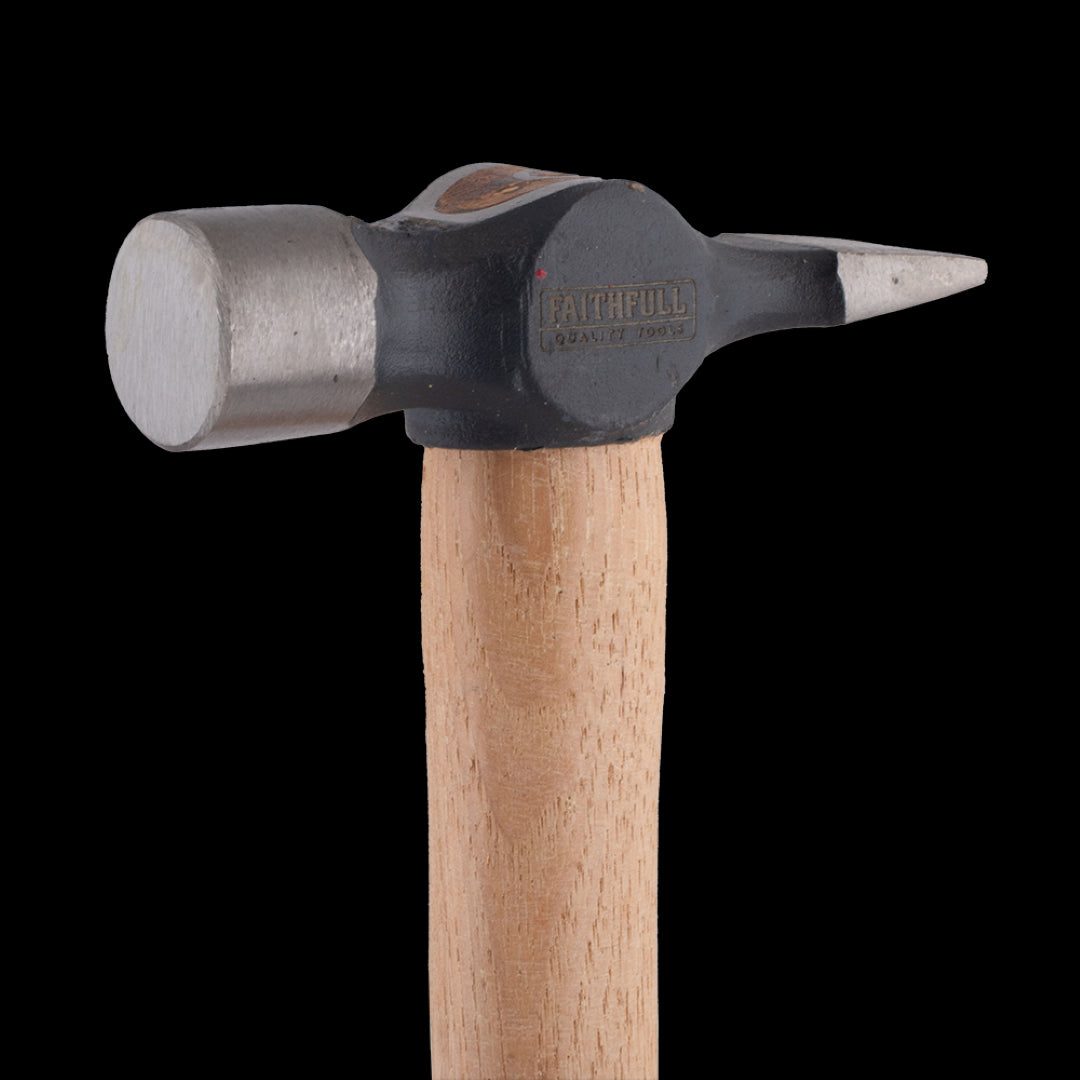 FAITHFULL 16oz Hickory Joiners Hammer with a durable pein and ergonomic handle for precision woodworking and carpentry tasks.