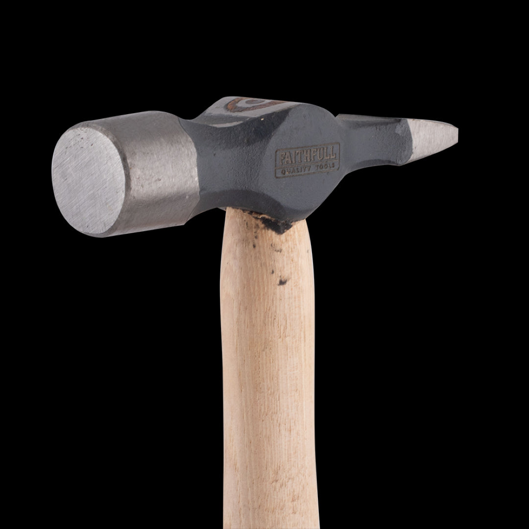 8oz Faithfull Joiners Hammer with hickory handle and precision-ground head for durability and balanced carpentry tasks.