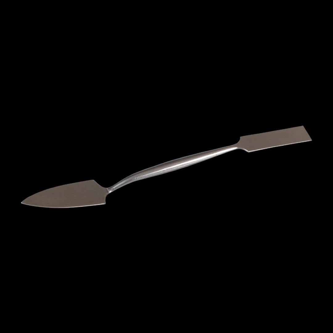 STANWAY 13mm Trowel and Square with double-ended design for precise plastering, durable forged steel, and lightweight for easy handling.