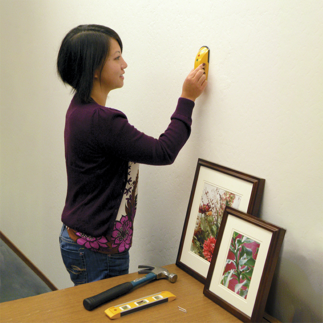 ZIRCON StudSensor™ EDGE, a precision stud finder with ergonomic grip and SpotLite® technology for clear target marking.