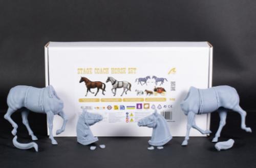 Wooden Ship - 2 horses: 1/12 Stage Coach