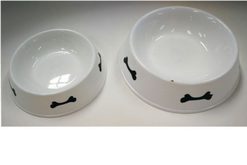 Plastic Non Slip Dog Bowl - 19cm (Set Of 4)