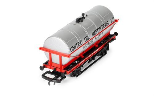 Hornby United Oil Importers 20t Tanker Wagon