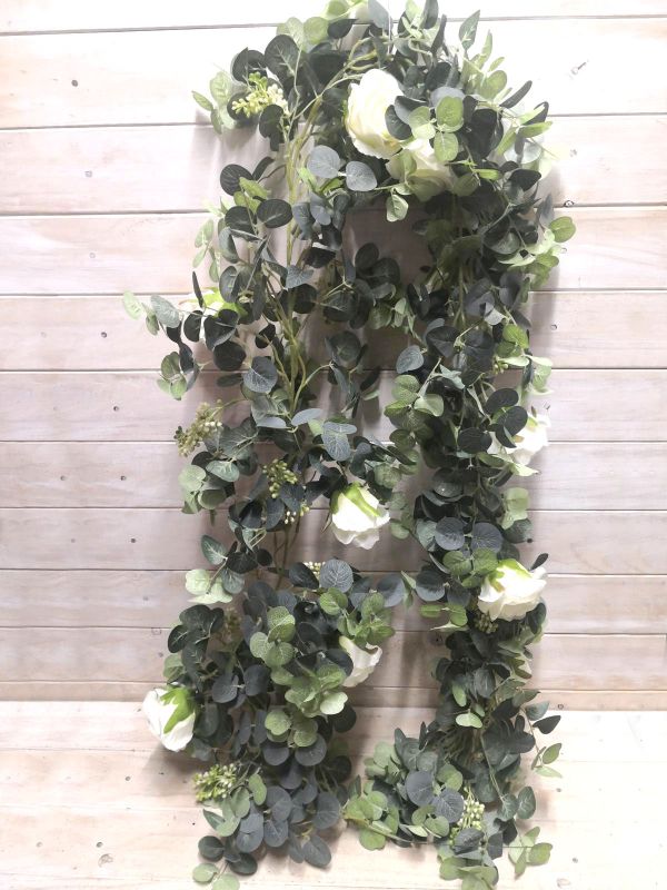 Eucalyptus - 180cmFull Eucalyptus Leaf Garland with Roses