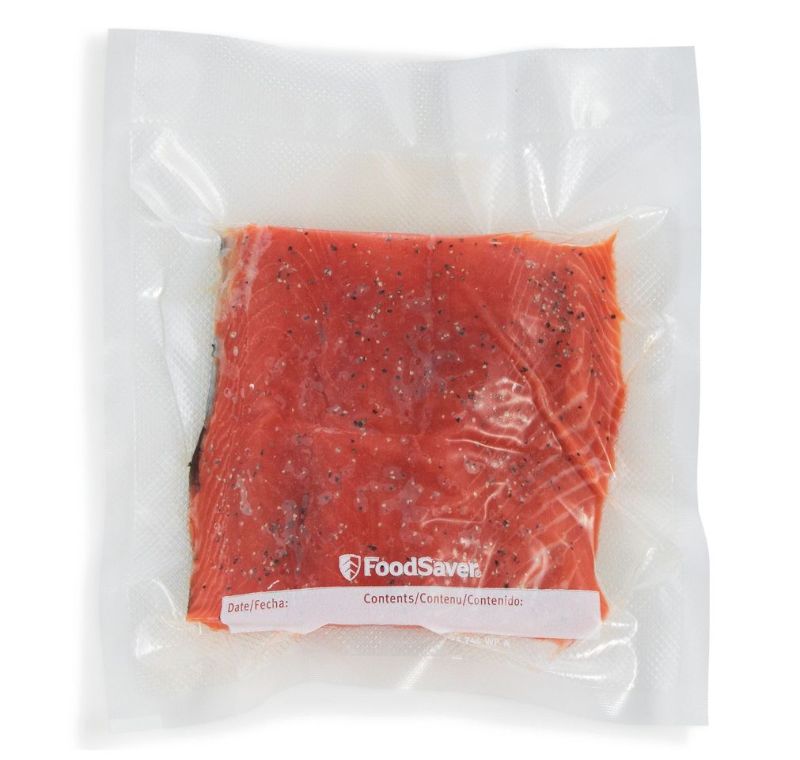 FOODSAVER pre-cut bags, 48 units, 20x28cm, BPA free, microwave and freezer safe for easy food storage.