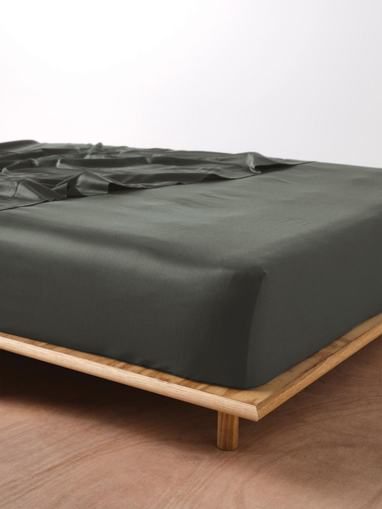 King - 500T Bamboo Cotton Blend Fitted Sheet by Savona - Steel Grey - SMARTFOX