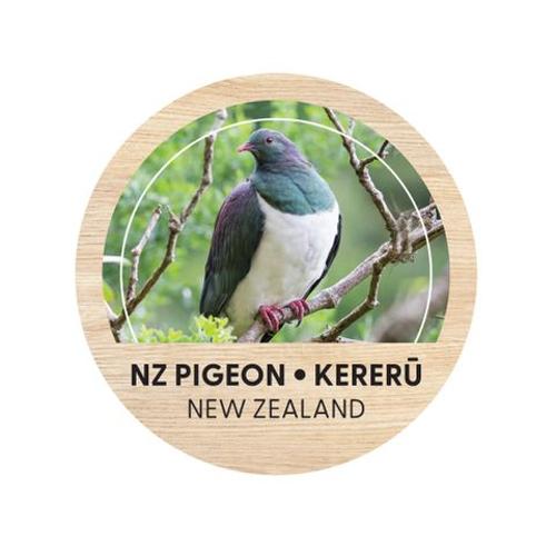 Magnet NZ Pigeon Round Wooden 70 Mm