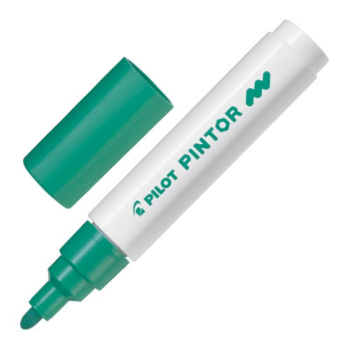 Set of 6 Pilot Pintor medium green markers, perfect for creative projects with vibrant water-based pigment ink.