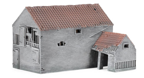 Resin derelict farm building model for OO gauge railway, showcasing rustic charm and detailed craftsmanship.