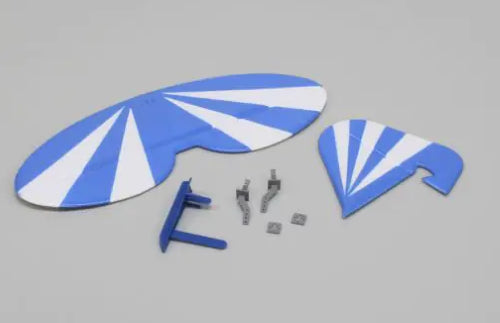 Kyosho xxzEP Clppd Wng Cb TailWingSet for RC vehicles, enhancing aerodynamics and performance with a lightweight design.
